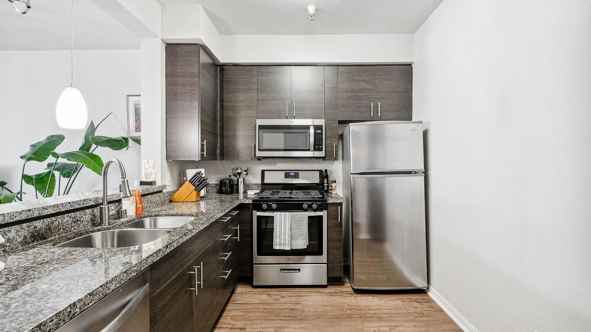 Marina Del Rey Beautiful View, Free Parking, Pool, Jacuzzi Apartment Los Angeles