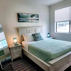 Marina Del Rey Style I Free Parking Apartment